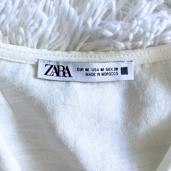 White Sleeveless V-Neck Blouse - Medium - Picture 4 of 5